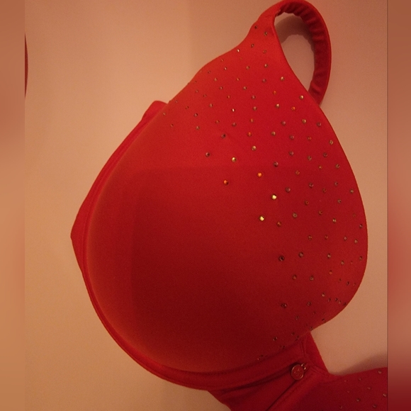🔴VICTORIA'S SECRET Lined Perfect Coverage Bra (40DDD, Red) - Picture 5 of 7